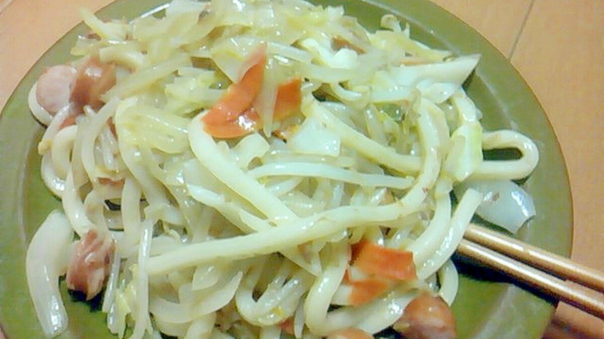 節約お昼はこれ シンプル焼うどん レシピ 作り方 By Tamagoromaru 楽天レシピ 節約お昼はこれ シンプル焼うどん レシピ 作り方 By Tamagoromaru 楽天レシピ